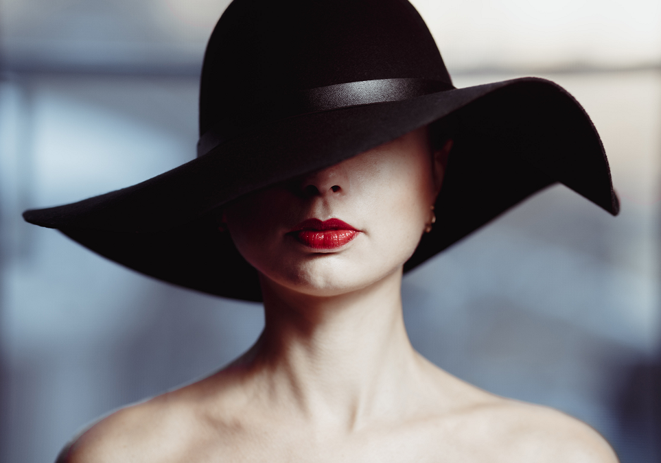 The Role of Fashion Shows Promoting the Trending Fashion